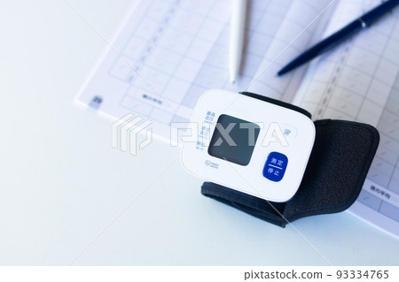 Home blood pressure measurement with a wrist blood pressure monitor Home blood pressure measurement with a wrist blood pressure monitor 93334765