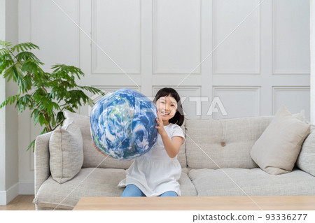孩子們思考地球環境 93336277