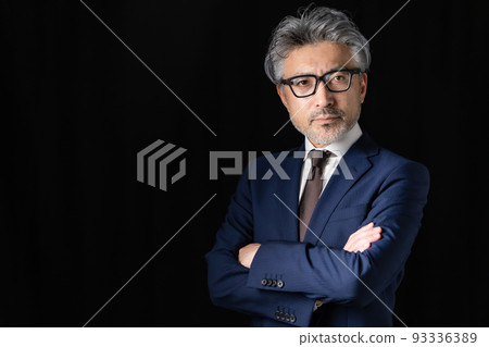 商人黑色回來 93336389