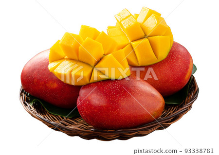 mango fruit go back summer tropical Fresh Mango isolated マンゴ cut り抜き 93338781