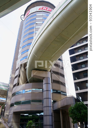 貫穿建築物的阪神高速公路(大阪市) 貫穿建築物的阪神高速公路(大阪市) 93341904