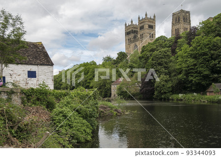 urham Cathedral and River Wear with boathouse 93344093