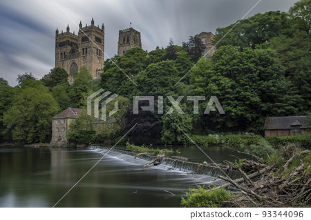 Durham Cathedral and weir on summer day 93344096