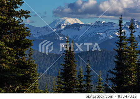 Mountains in Washington Mountains in Washington 93347312