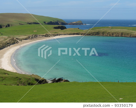 The shetland islands in the scotish north sea The shetland islands in the scotish north sea 93350179