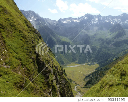 Stubai high-altitude hiking trail, lap 2 in Tyrol, Austria Stubai high-altitude hiking trail, lap 2 in Tyrol, Austria 93351295
