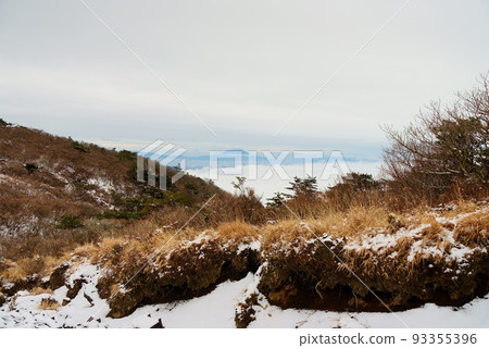 冬天從大波池看櫻島 冬天從大波池看櫻島 93355396