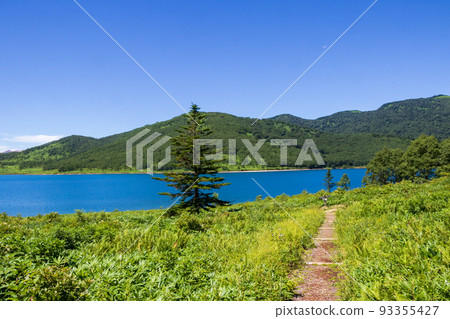 Lake Nozori Lakeside Hiking Course 93355427