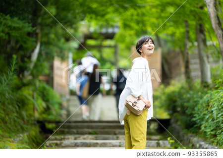 女孩的旅行一個人旅行 93355865