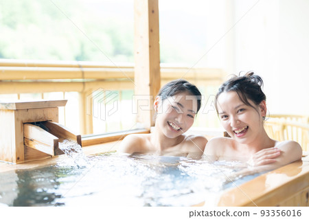 Hot spring, open-air bath, girls' trip Hot spring, open-air bath, girls' trip 93356016