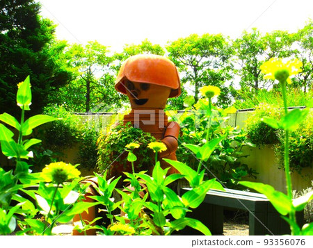 風的力量讓我的心有些顫抖~♪ 風的力量讓我的心有些顫抖~♪ 93356076