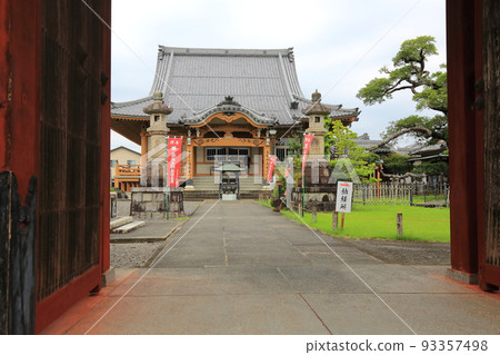 Strolling through the Mino Sankobo in summer 37 (Kitagata-cho, Motosu-gun, Gifu Prefecture: Enkyo-ji Temple) 93357498