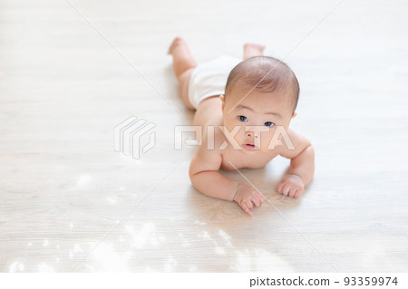 Babies that can lie down Tummy time Babies that can sit on their neck Confirmation method 4 months after birth Babies that can lie down Tummy time Babies that can sit on their neck Confirmation method 4 months after birth 93359974