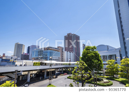 JR河口站西口街景、步行台、巴士總站（2022年5月） 93365770