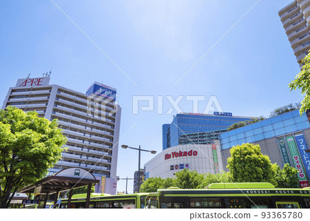 JR Akabane station west exit bus terminal, Akabane Apire and Ito-Yokado buildings 93365780