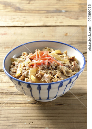 Simple gyudon topped with red pickled ginger 93366016