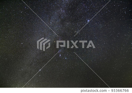 冬季星空獵戶座、冬季銀河、冬季三角、冬季鑽石 冬季星空獵戶座、冬季銀河、冬季三角、冬季鑽石 93366766