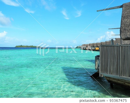 Maldives beautiful sea and sandbanks 93367475