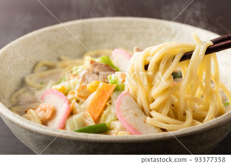 熱氣騰騰的香菜 93377358