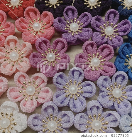 Tsumamizaiku的五顏六色的小花 Tsumamizaiku的五顏六色的小花 93377505