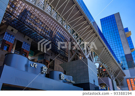 [Urban scenery of Kyoto] Urban scenery around Kyoto Station 93388194