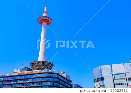 [Urban scenery of Kyoto] Urban scenery around Kyoto Station and Kyoto Tower 93388212