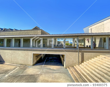  大分市美術館 93400375