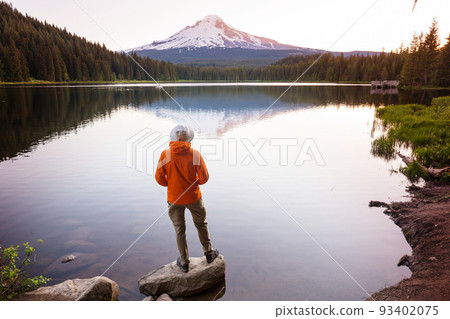 Rest on the lake Rest on the lake 93402075