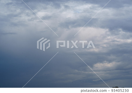 overcast sky with clouds. beautiful sky. overcast sky with clouds. beautiful sky. 93405230