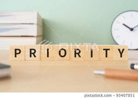 Image of priority / priority | Desk with a block written "PRIORITY" Image of priority / priority | Desk with a block written "PRIORITY" 93407851