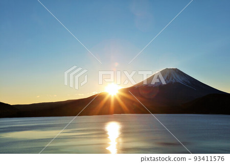 Happy New Year Mt. Fuji and First Sunrise 93411576