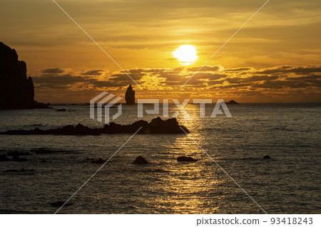 Shakotan sunset 93418243