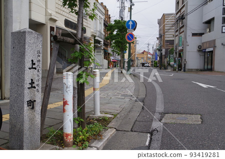 Shinshu, Matsumoto City, Old town sign, Scenery near "Agetsuchimachi" 93419281