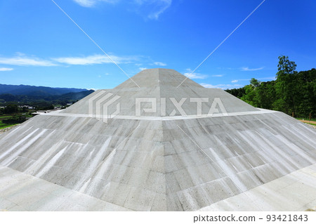 Historic site: Kengoshizuka Tumulus 93421843