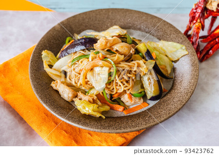 Hoikoro-style noodles Hoikoro-style noodles 93423762