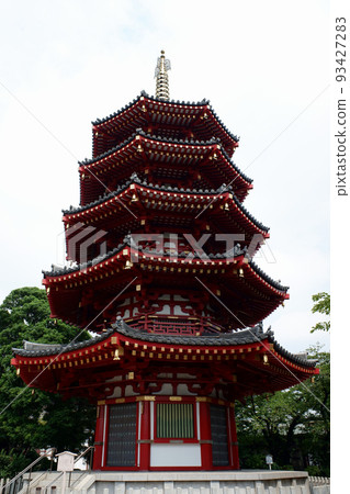 Kanagawa Prefecture Kawasaki Daishi, octagonal five-storied pagoda 93427283