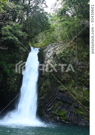 Joren Falls Dancing Girl of Izu Amagi-goe Joren Falls Dancing Girl of Izu Amagi-goe 93430601