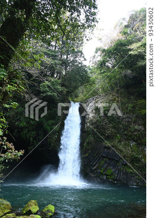 Joren Falls Dancing Girl of Izu Amagi-goe Joren Falls Dancing Girl of Izu Amagi-goe 93430602