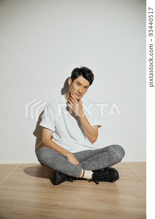 sports fashion men 93440517