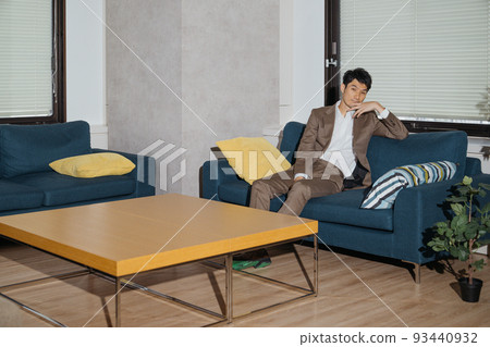 休閒的辦公室人 93440932