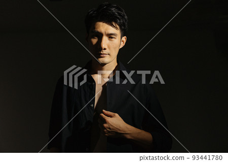 性感的男人 93441780