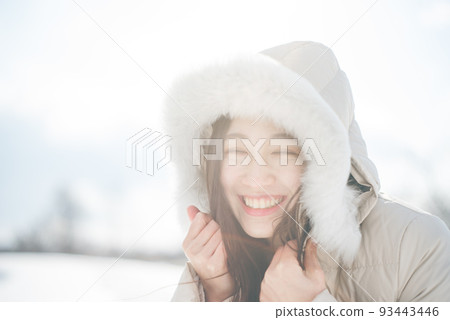 A woman who smiles in the cold A woman who smiles in the cold 93443446