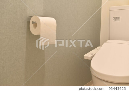 restroom image 93443623