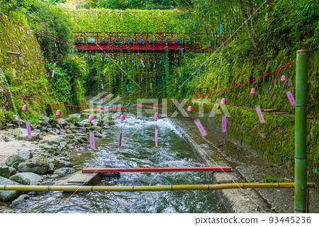 大堂夢掛風鈴,風鈴的聲音迴盪在山村<愛知縣豐田市> 大堂夢掛風鈴,風鈴的聲音迴盪在山村<愛知縣豐田市> 93445236