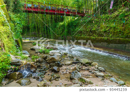 大堂夢掛風鈴,風鈴的聲音迴盪在山村<愛知縣豐田市> 大堂夢掛風鈴,風鈴的聲音迴盪在山村<愛知縣豐田市> 93445239