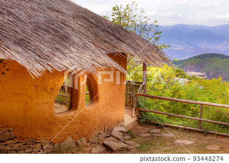 Clay house in Leshten, Bulgaria 93448274