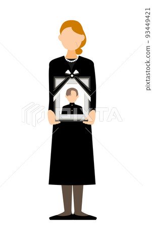 老婦人站在她兒子的肖像旁 93449421