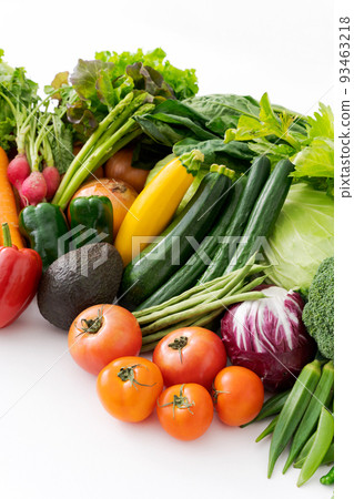 Assorted summer vegetables 93463218
