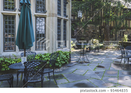 Old building, New Jersey Garden State Manor House, terrace for celebrations, England's Design. Old building, New Jersey Garden State Manor House, terrace for celebrations, England's Design. 93464835