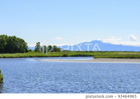北海道東風湖初夏 93464965